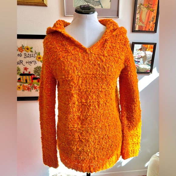 Vintage 70s Orange Bouclé Knit Hoodie Sweater M Medieval Revival Cottagecore - Picture 1 of 8